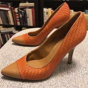 Nine West orange/patterned heels!